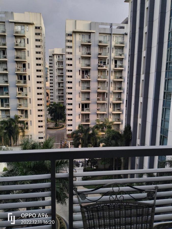 Pasay Condotel Near Resorts World & Airport Kültér fotó